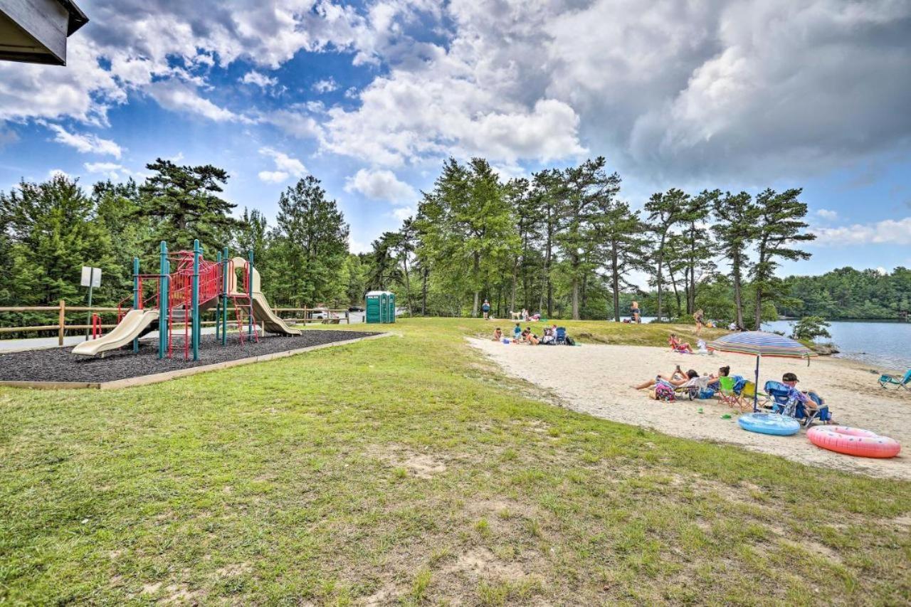 Lakehouse *Hottub*Jacuzzi*Firepit*Bbq*Pool Long Pond 외부 사진