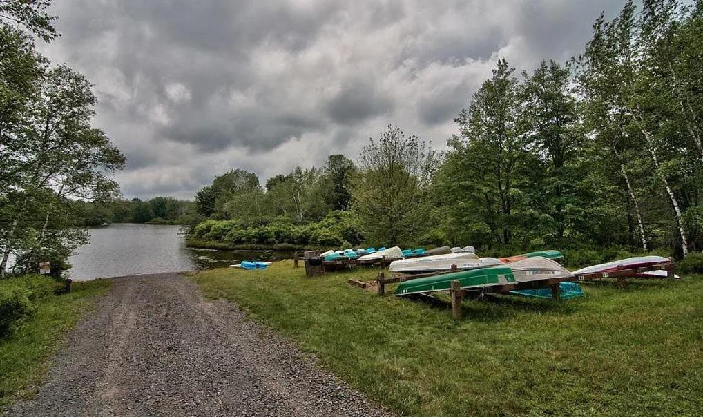 Lakehouse *Hottub*Jacuzzi*Firepit*Bbq*Pool Long Pond 외부 사진