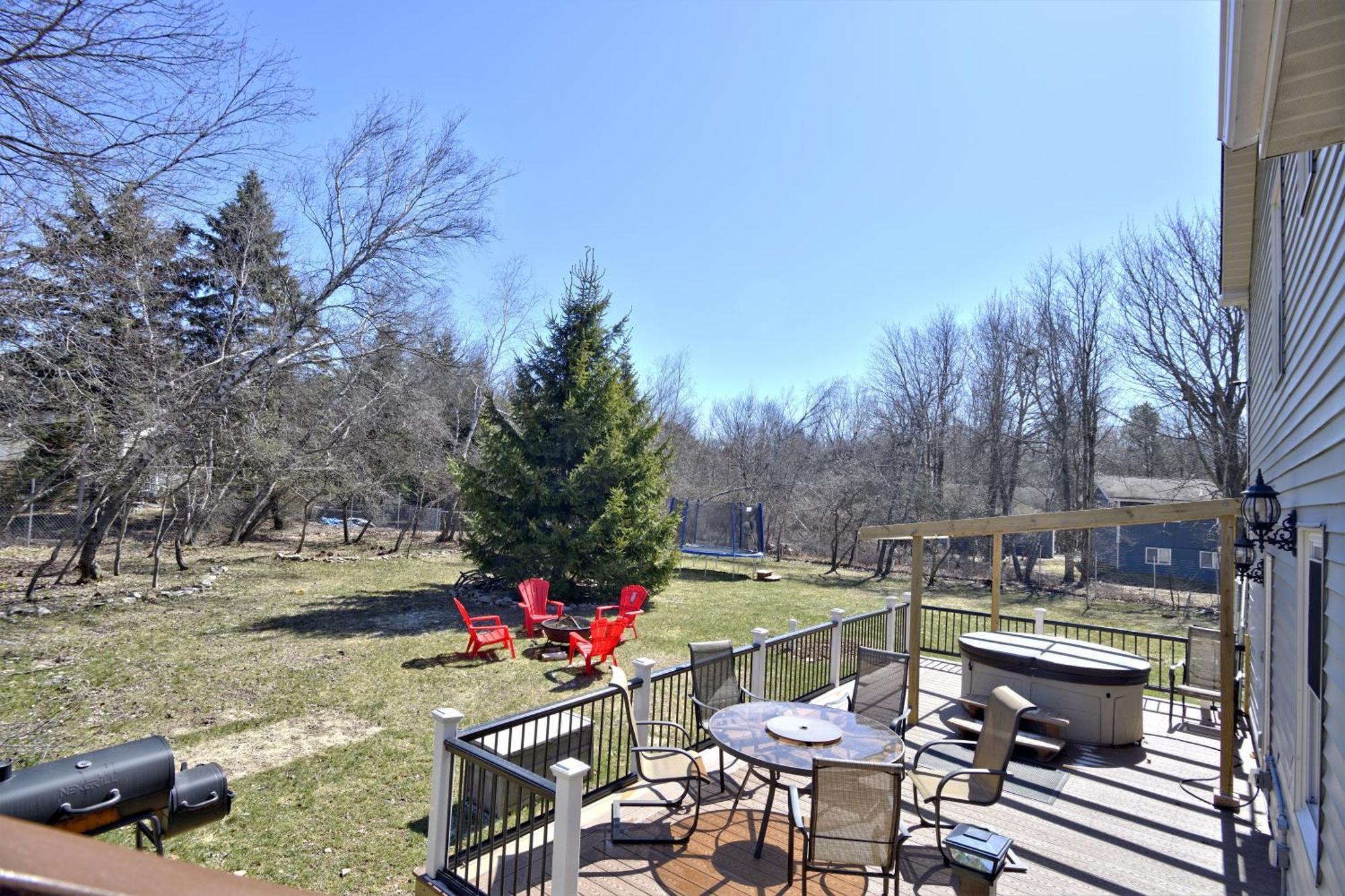 Lakehouse *Hottub*Jacuzzi*Firepit*Bbq*Pool Long Pond 외부 사진