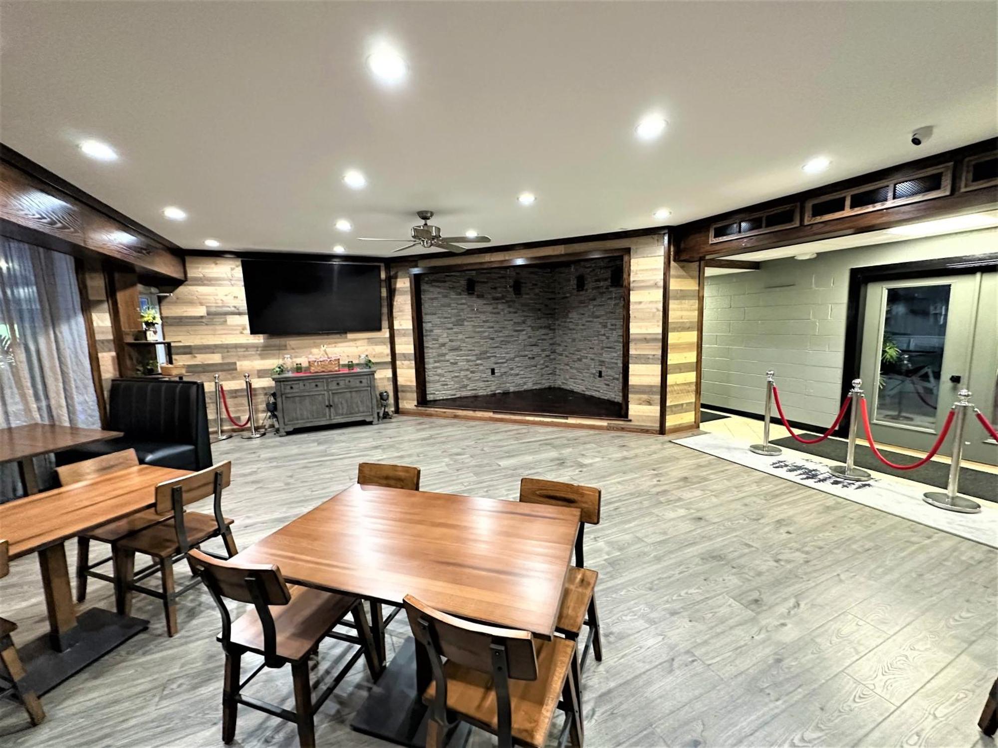 Lakehouse *Hottub*Jacuzzi*Firepit*Bbq*Pool Long Pond 외부 사진